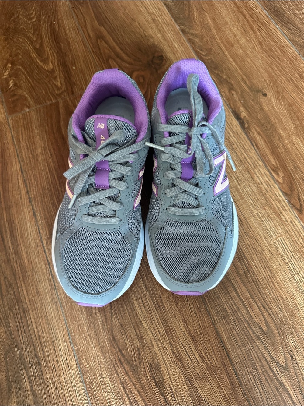 New Balance Women's Gray and Purple Athletic Sneakers